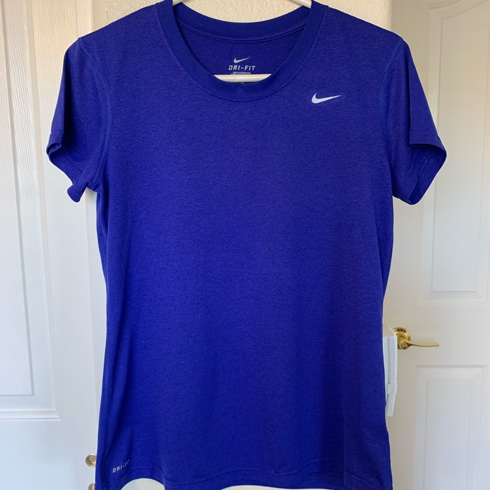 Nike Dri-Fit Women’s Blue T-Shirt Size M